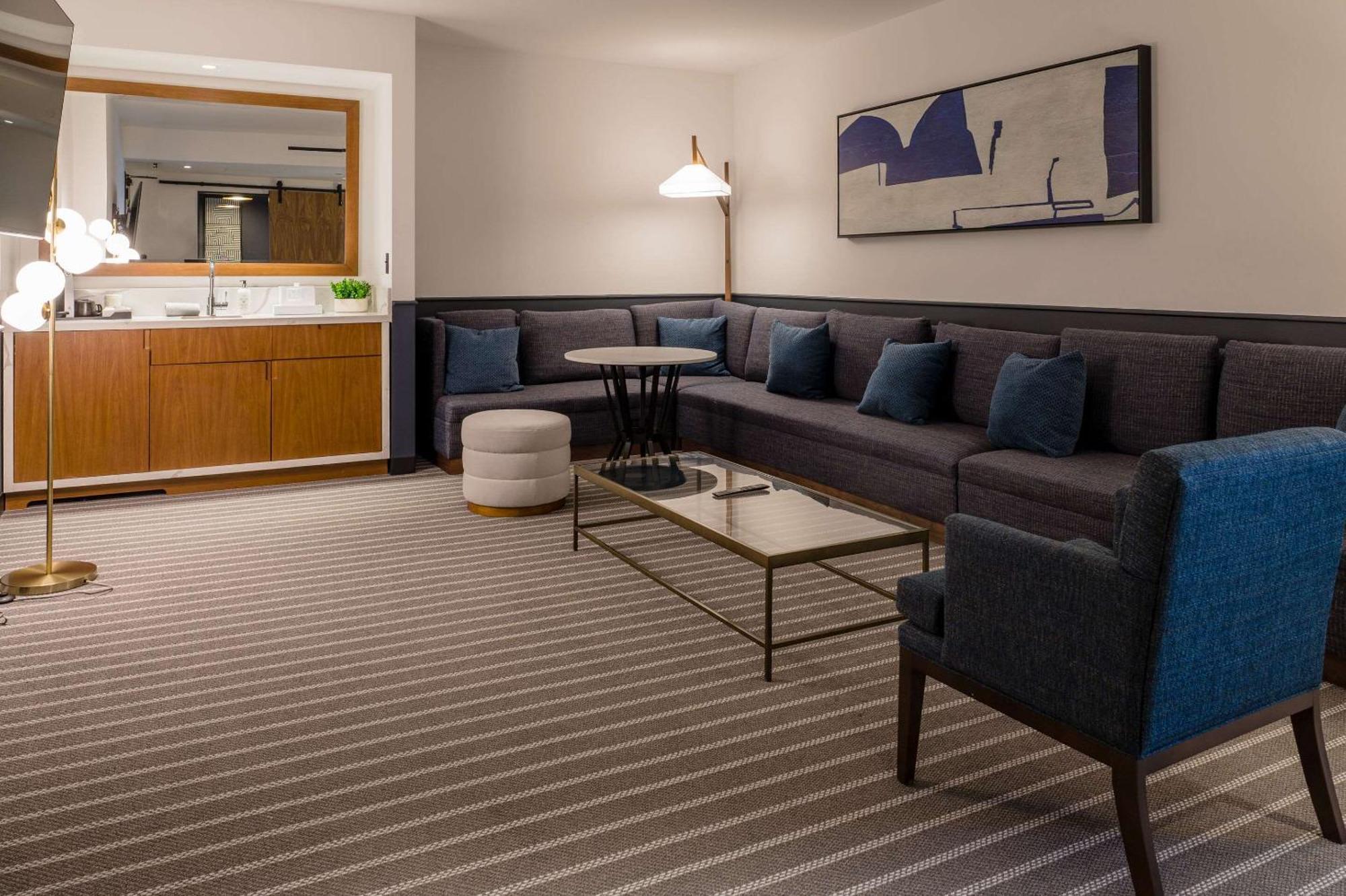 Cambria Hotel Boston Somerville Buitenkant foto