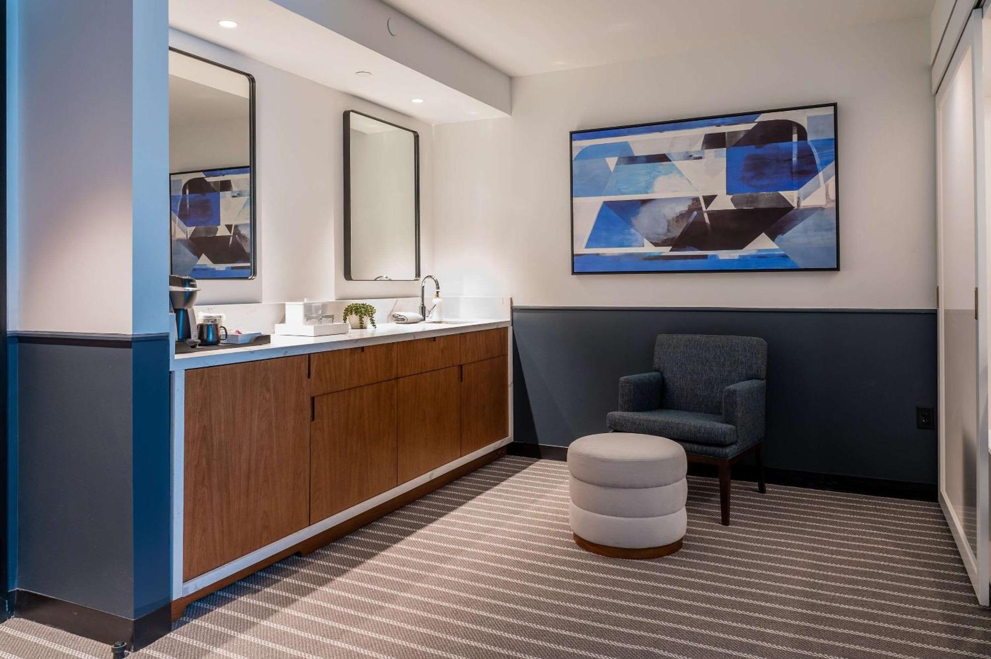 Cambria Hotel Boston Somerville Buitenkant foto